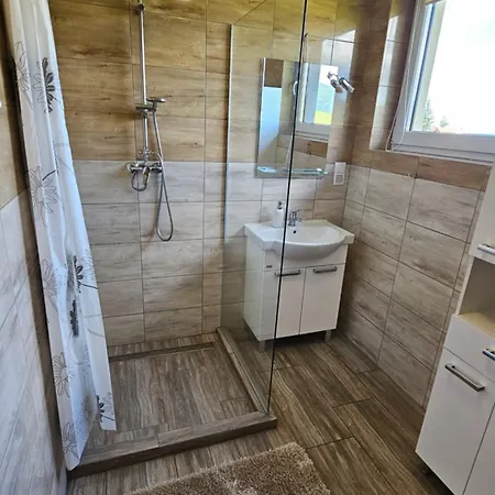 Blizejgorcow Villa Lubomierz (Lesser Poland)